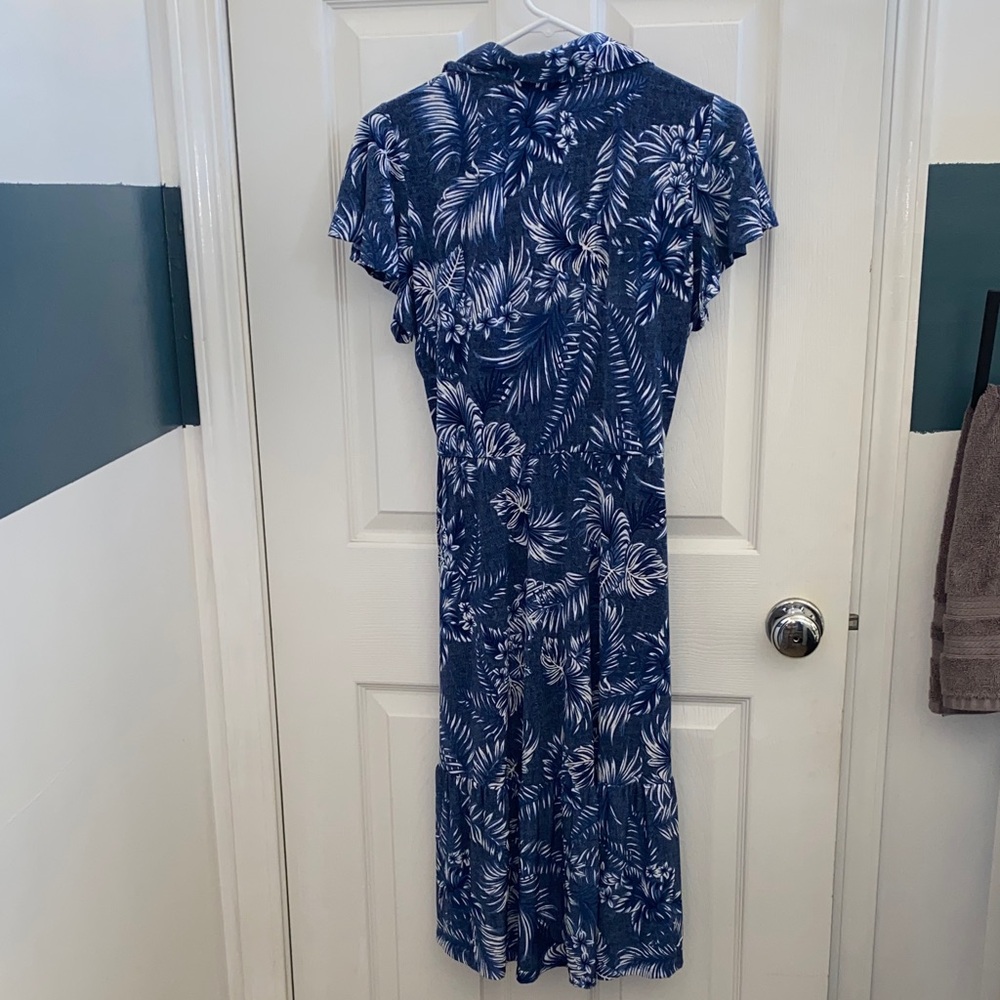 Blue Leaf Print Midi Dress - Picture 5 of 9